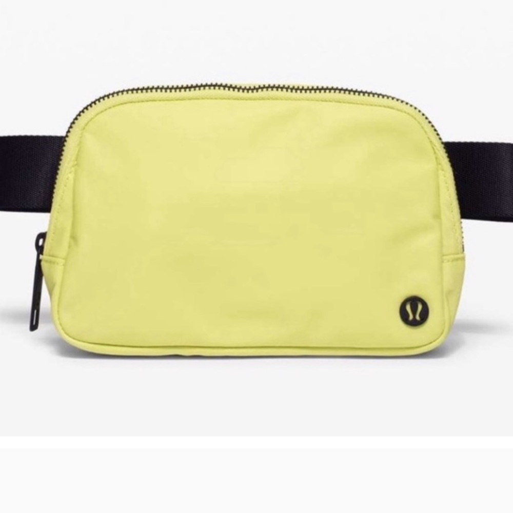 Lululemon Everywhere Belt Bag 1L